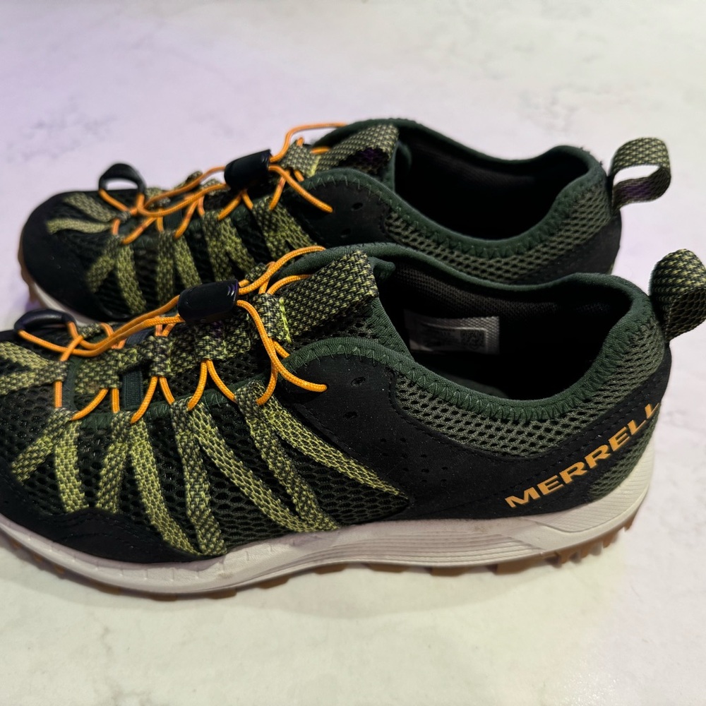 Merrill Hiking shoes size 7 - Picture 2 of 4